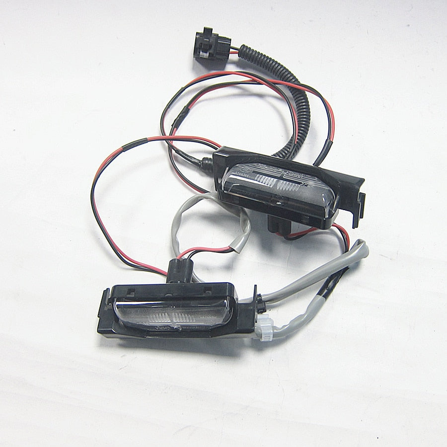 Lampara Ampolleta Doble con Cableado Patente Trasera para Mazda6 2007-2012 GH GS1D-51-270