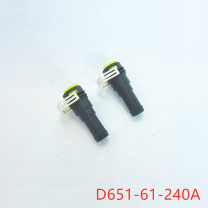 Conector de manguera de agua del sistema de enfriamiento del calentador para Mazda 3 2004-2012 Mazda 5 Mazda 6 GH 2008-2012 Mazda2. D651-61-240