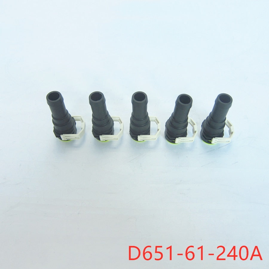 Conector de manguera de agua del sistema de enfriamiento del calentador para Mazda 3 2004-2012 Mazda 5 Mazda 6 GH 2008-2012 Mazda2. D651-61-240