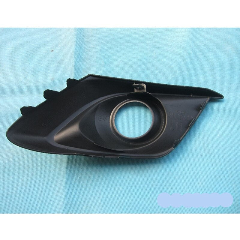 Base Tapa Parrilla Frontal Luces Neblineras Izquierda Derecha para Mazda3 2014-2016 Axela BKD1-50-C21 / BKD1-50-C11