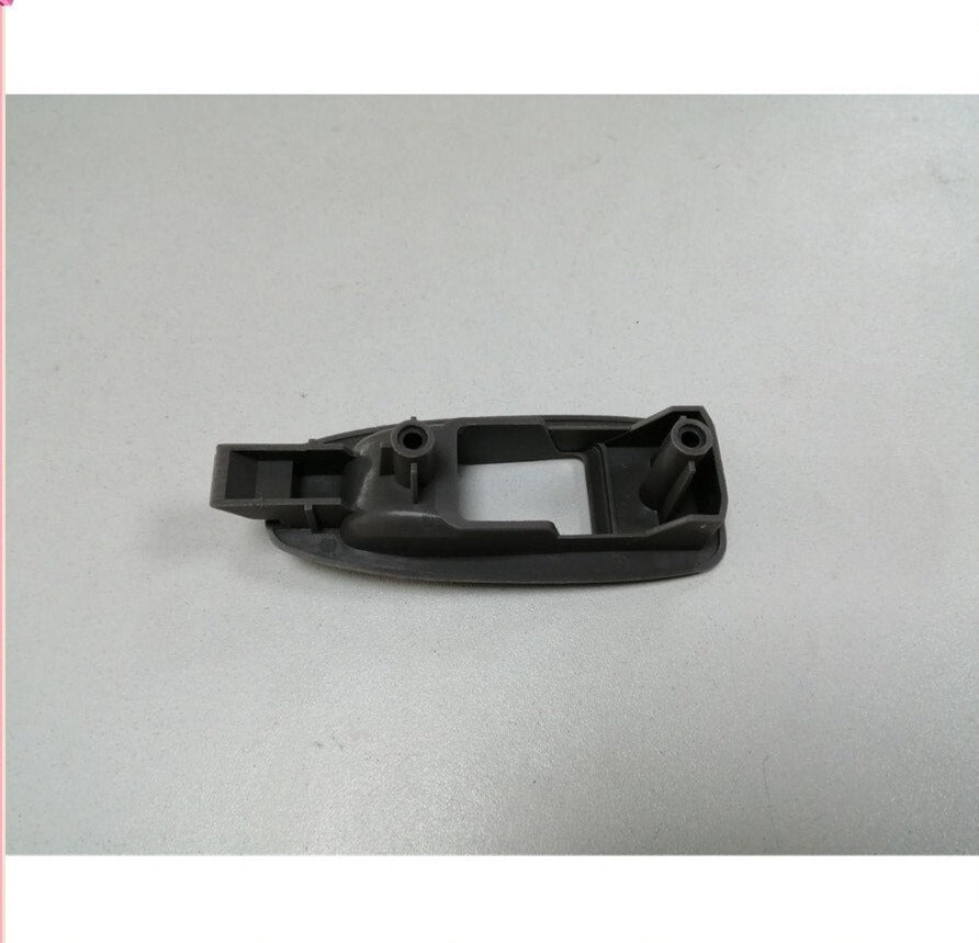 Tapa Cover Manija Interna Apertura Puerta Trasera para Mazda Premacy 1999-2005 CP C100-68-5L1A