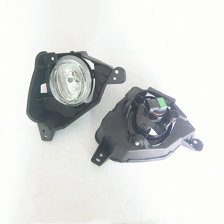 Set Luces Neblineras con Aro Cromado para Mazda2 2012-2014 sedan 51-680 / 51-690