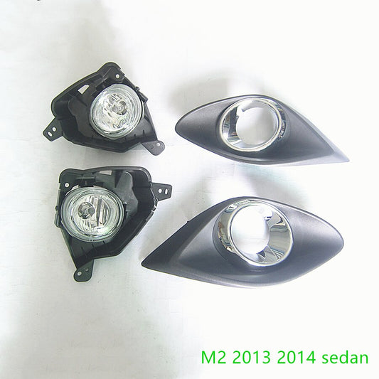 Set Luces Neblineras con Aro Cromado para Mazda2 2012-2014 sedan 51-680 / 51-690